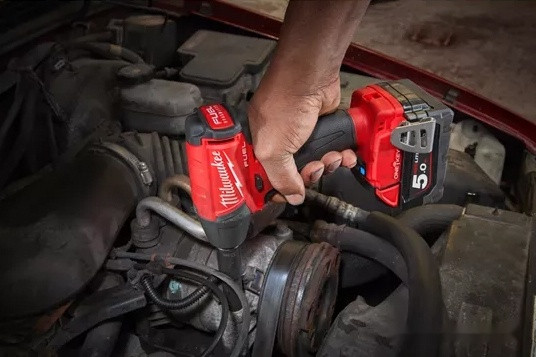 Гайковерт Milwaukee M18 ONEIWF12-0X Fuel 4933459198 (без АКБ, кейс)