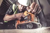 Шлифовальная машина AEG BHBS 18-75BL 4935459582 (без АКБ)