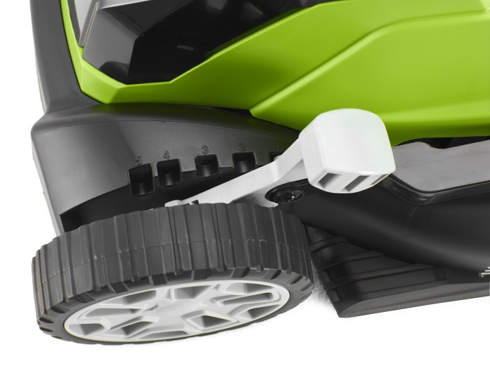 Колесная газонокосилка Greenworks G40LM35K2X