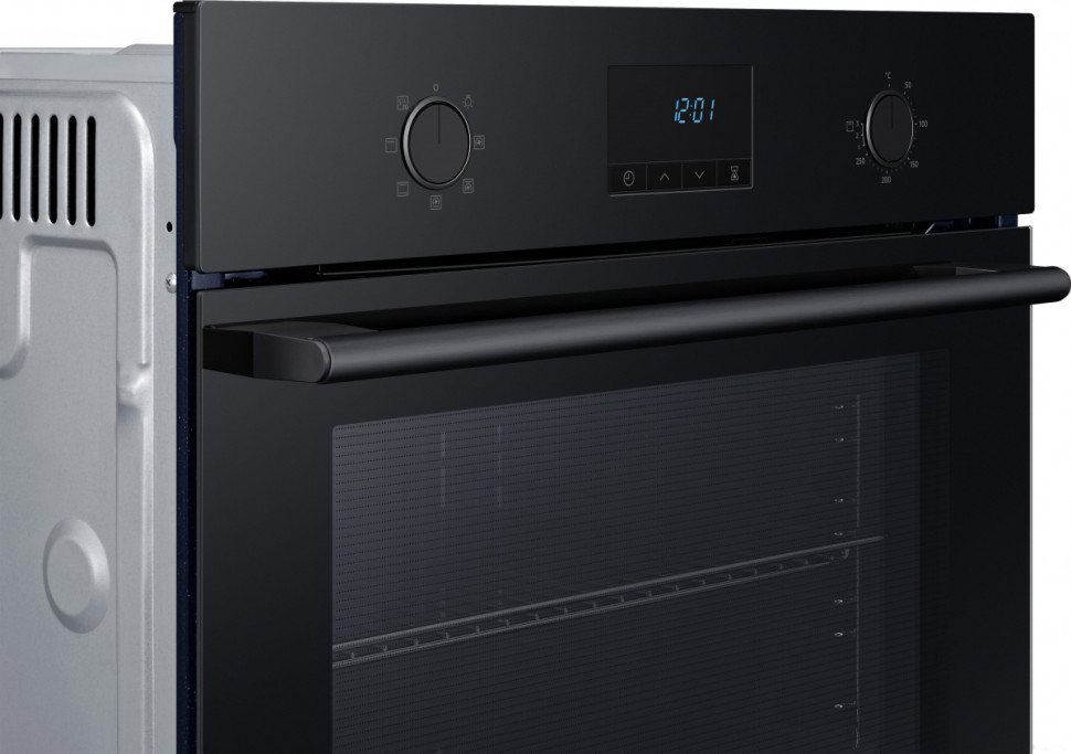 Духовой шкаф Samsung NV68A1110BB