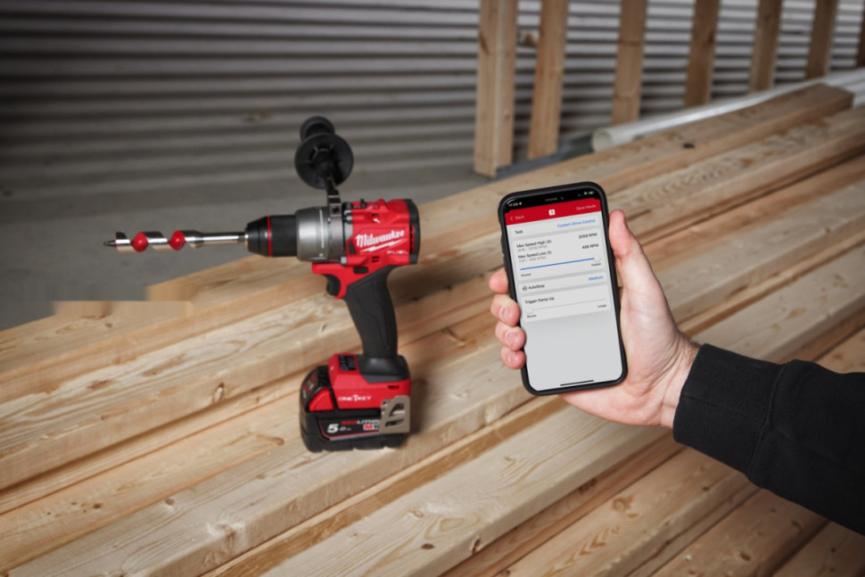 Ударная дрель-шуруповерт Milwaukee M18 ONEPD3-0X 4933492798 (без АКБ, кейс)