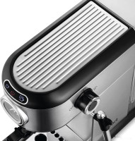 Рожковая помповая кофеварка Kitfort KT-792