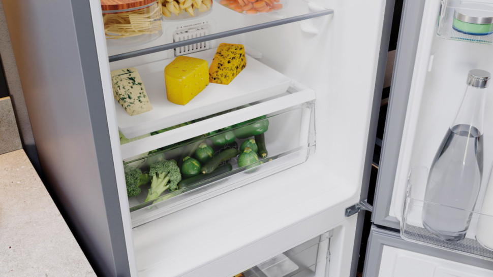 Холодильник с морозильником Hotpoint-Ariston HT 5201I S