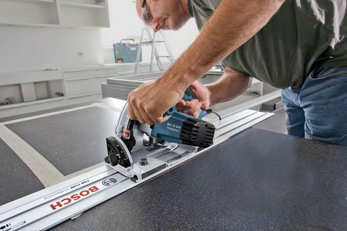 Дисковая пила Bosch GKT 55 GCE