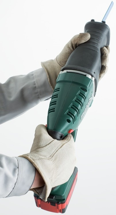Сабельная пила Metabo ASE 18 LTX
