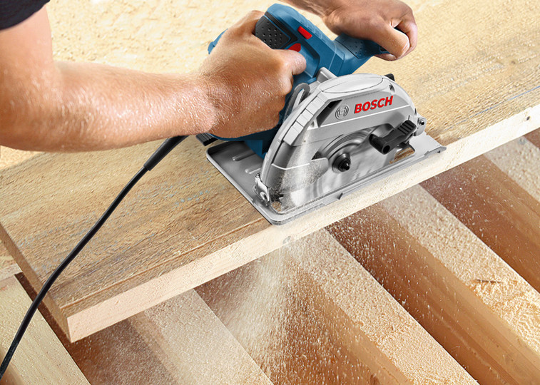 Дисковая пила Bosch GKS 165 Professional
