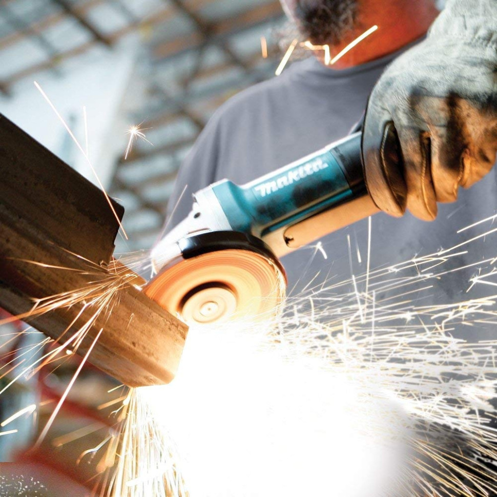 Угловая шлифмашина Makita 9565PC