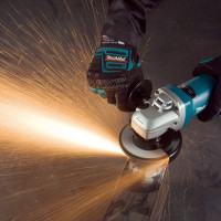 Угловая шлифмашина Makita 9565PC