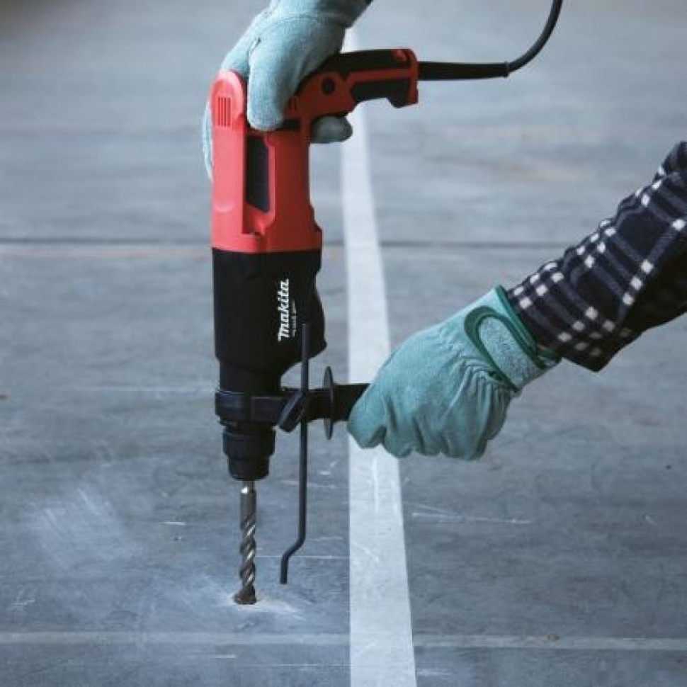 Перфоратор Makita MT M8701