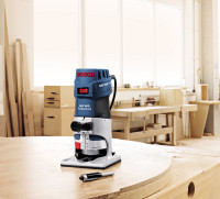 Фрезер Bosch GKF 600 Professional