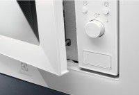 Микроволновая печь Electrolux LMS 2173 EMW