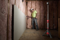 Фонарь Milwaukee M12 SAL-0 (без АКБ)