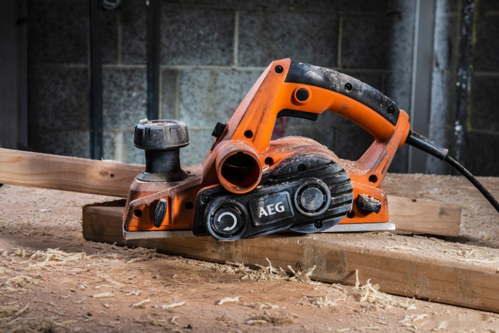 Электрорубанок AEG Powertools PL700 4935472008