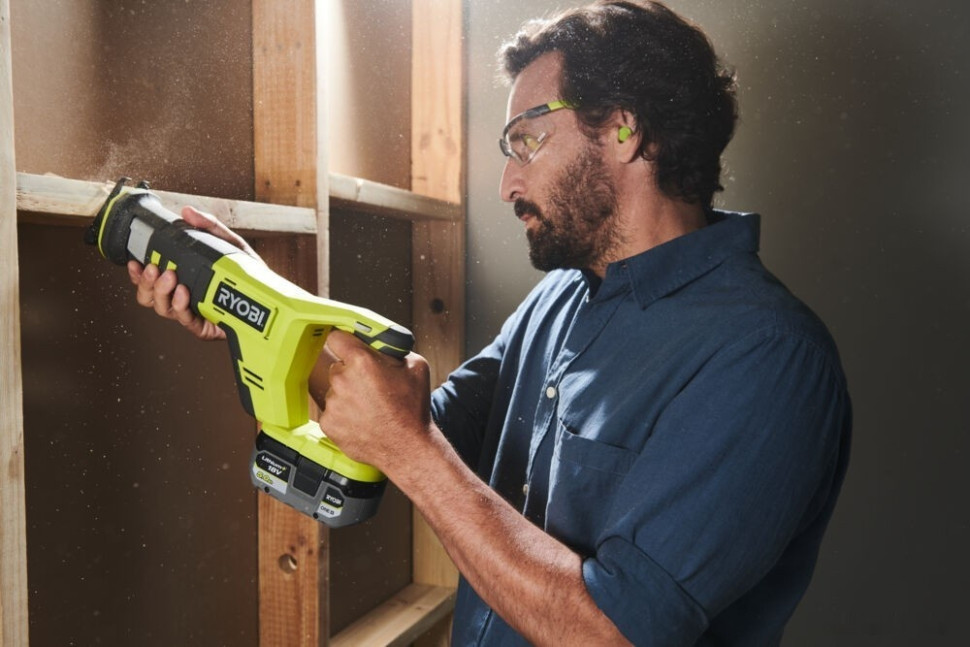Сабельная пила Ryobi RRS18-0 5133005404 (без АКБ)