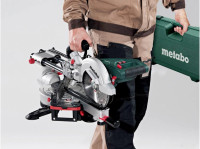 Торцовочная пила Metabo KGS 254 M Set 690828000