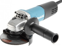 Дрель-шуруповерт Makita DK0117 (DF0300 + 9555HN)