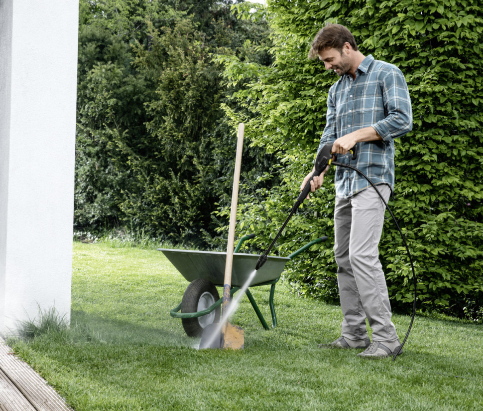 Мойка высокого давления Karcher K 2 Universal Home 1.673-006.0