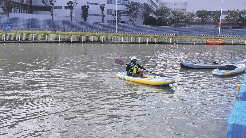 Надувная лодка GUETIO GT305KAY Inflatable Single Seat Fishing Kayak