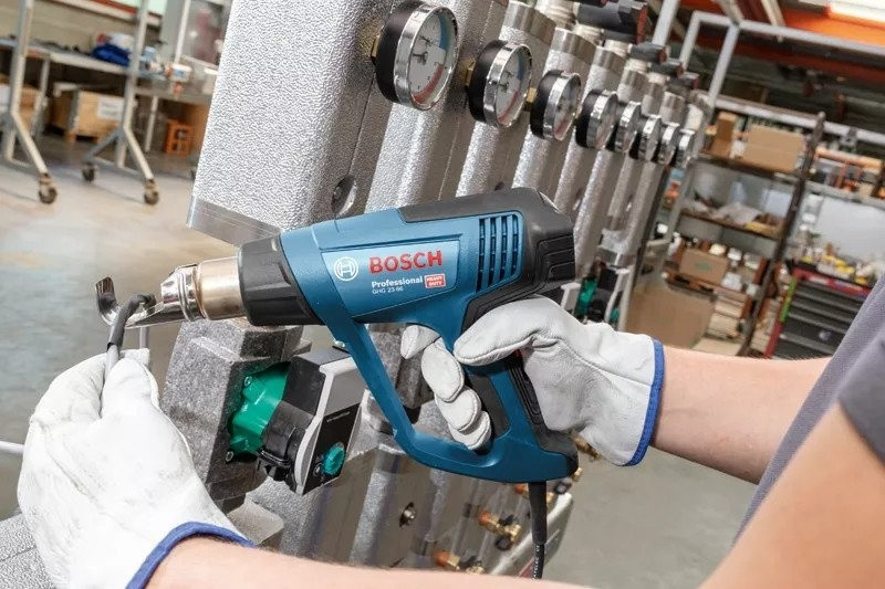 Промышленный фен Bosch GHG 23-66 Professional 06012A6303 (кейс)
