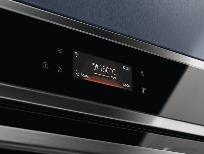 Духовой шкаф Electrolux EOC8P39WX