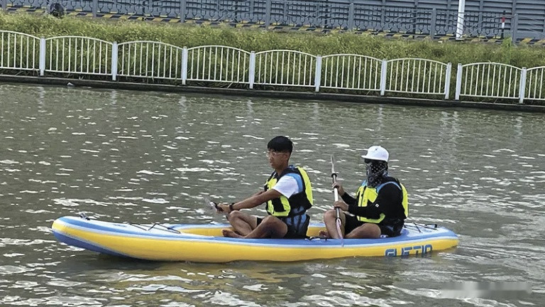 Надувная лодка GUETIO GT380KAY Inflatable Double Seat Adventuring Kayak