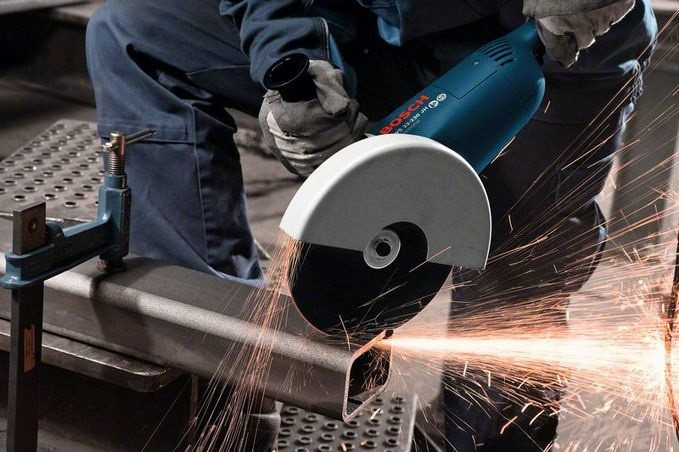 Угловая шлифмашина Bosch GWS 22-230 JH