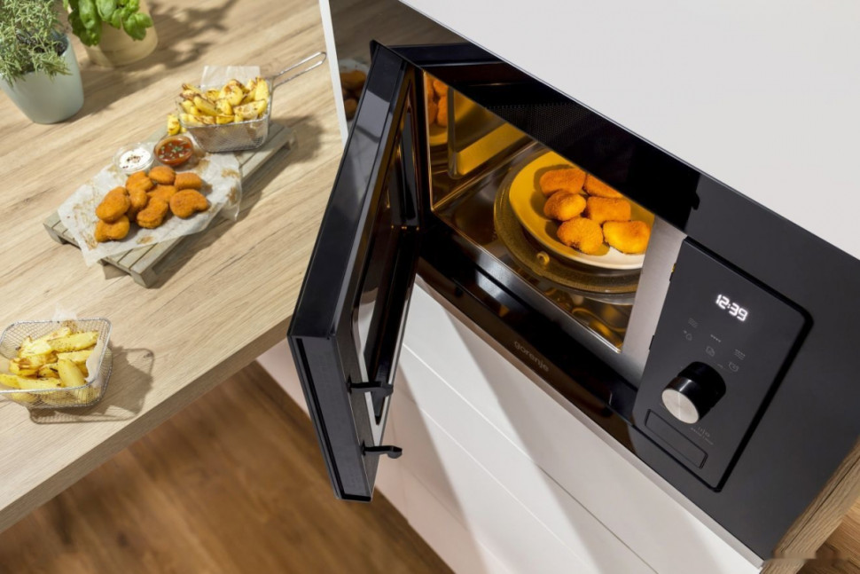 Микроволновая печь Gorenje BM201AG1X