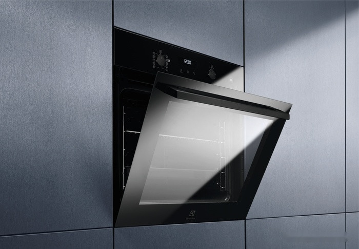 Духовой шкаф Electrolux EOD6P71Z