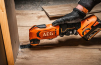 Реноватор AEG Powertools BMT18-0 4935478943 (без АКБ)