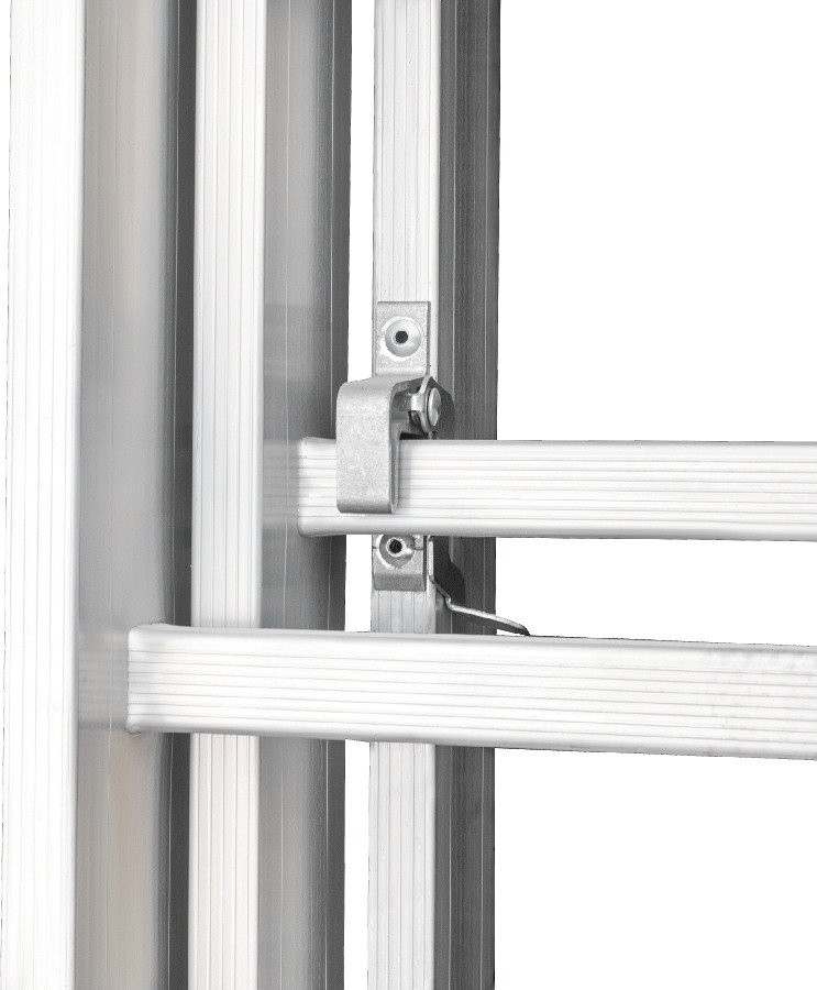 Лестница Новая Высота NV 525 трёхсекционная с тросовой тягой 3x12 ступеней