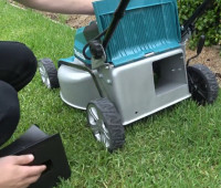 Аккумуляторная газонокосилка Makita DLM460Z