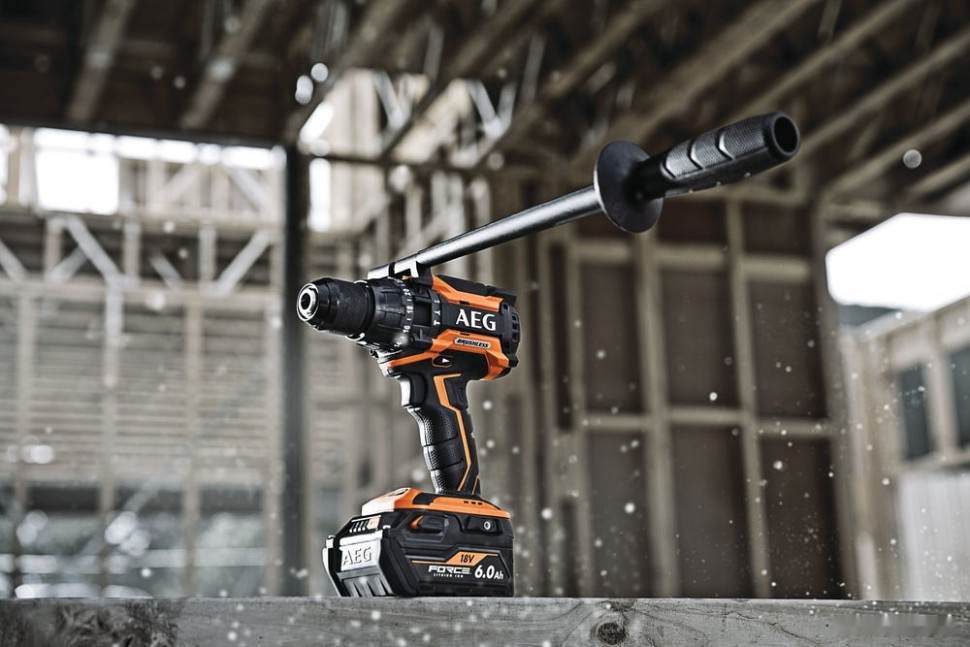 Ударная дрель-шуруповерт AEG Powertools BSB 18BL LI-602C 4935464100 (с 2-мя АКБ 6 Ач, кейс)