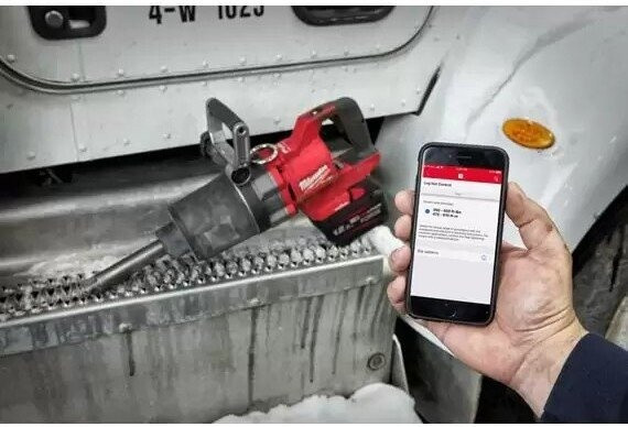 Гайковерт Milwaukee M18 ONEFHIWF1D-121C 4933499251 (с 1-им АКБ, кейс)