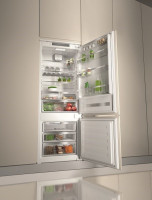 Холодильник с нижней морозильной камерой Whirlpool SP40801EU
