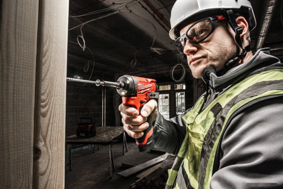 Аккумулятор для инструмента Milwaukee M12 M12HB2.5 4932480164 (12В/2.5 Ач)