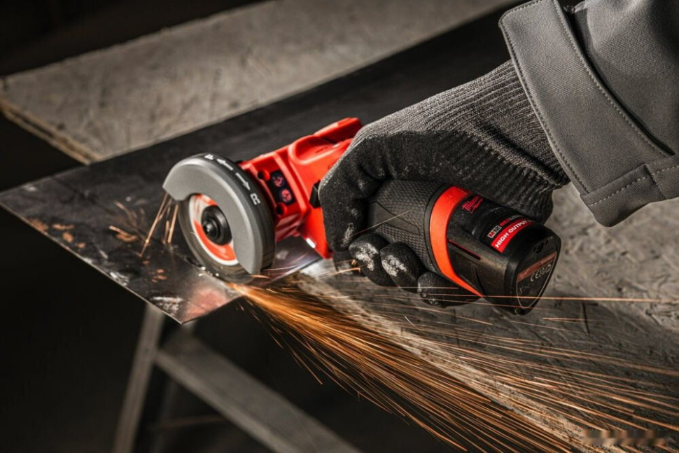 Аккумулятор для инструмента Milwaukee M12 M12HB2.5 4932480164 (12В/2.5 Ач)