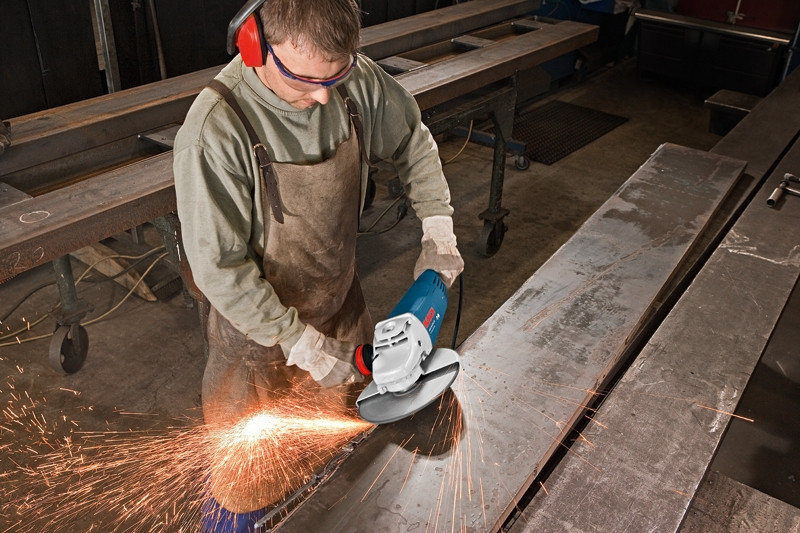 Угловая шлифмашина Bosch GWS 24-230 JH Professional