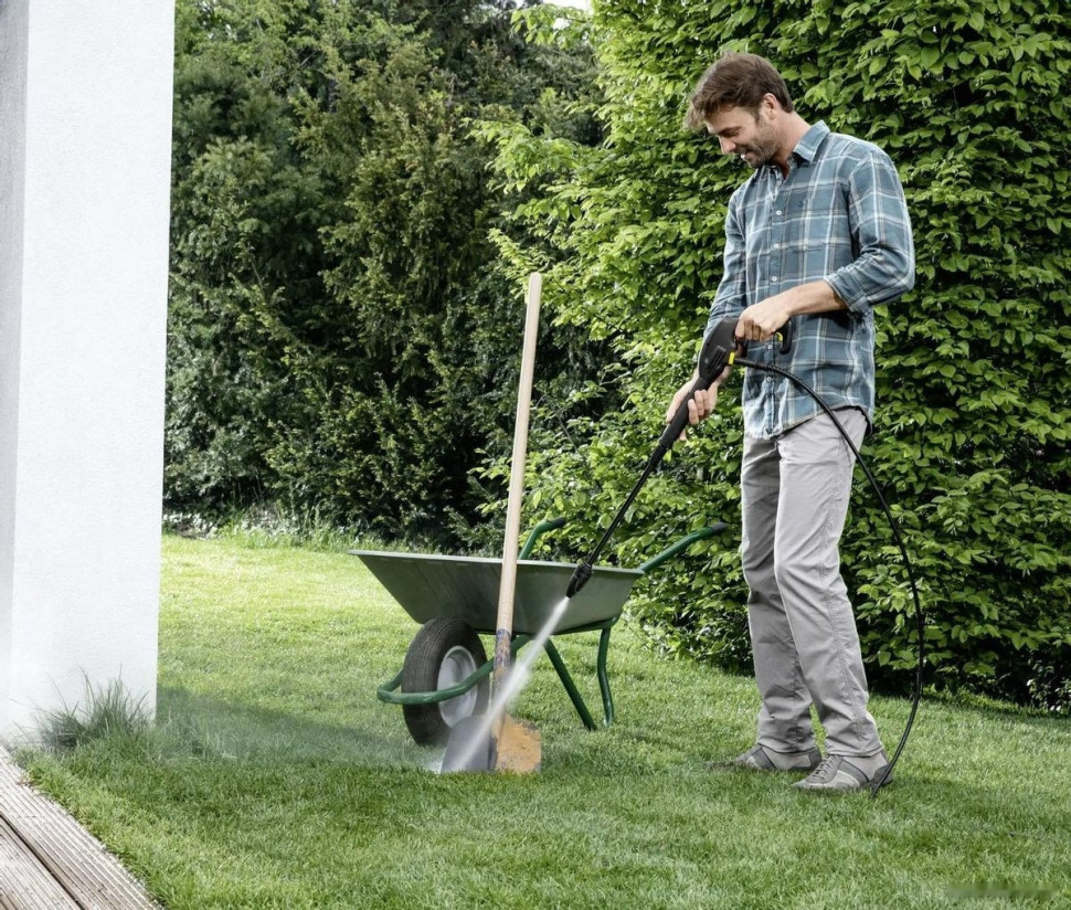 Мойка высокого давления Karcher K 2 Universal Edition 1.673-010.0