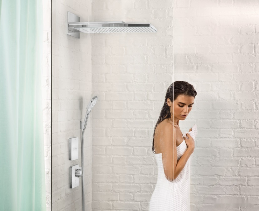 Смеситель Hansgrohe ShowerSelect Glass 15736400 (белый/хром)