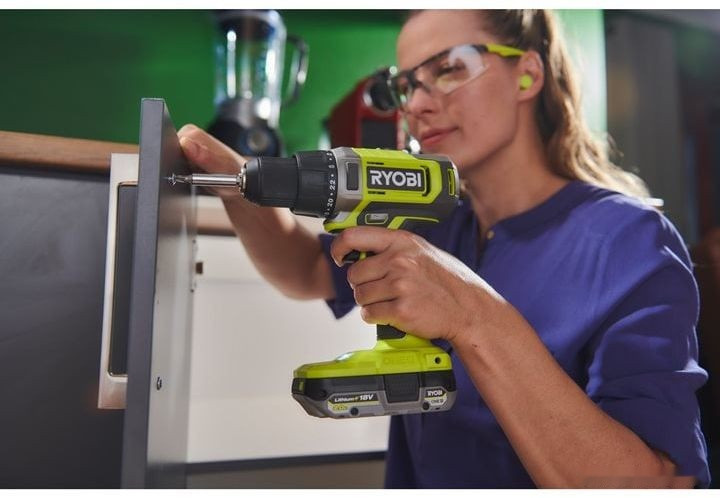 Дрель-шуруповерт Ryobi RDD18-2C52S 5133005522 (с 2-мя АКБ 2 Ач+5 Ач, сумка)