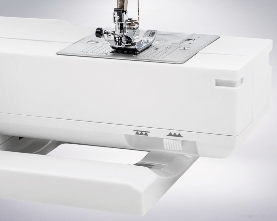Компьютерная швейная машина Necchi 1500