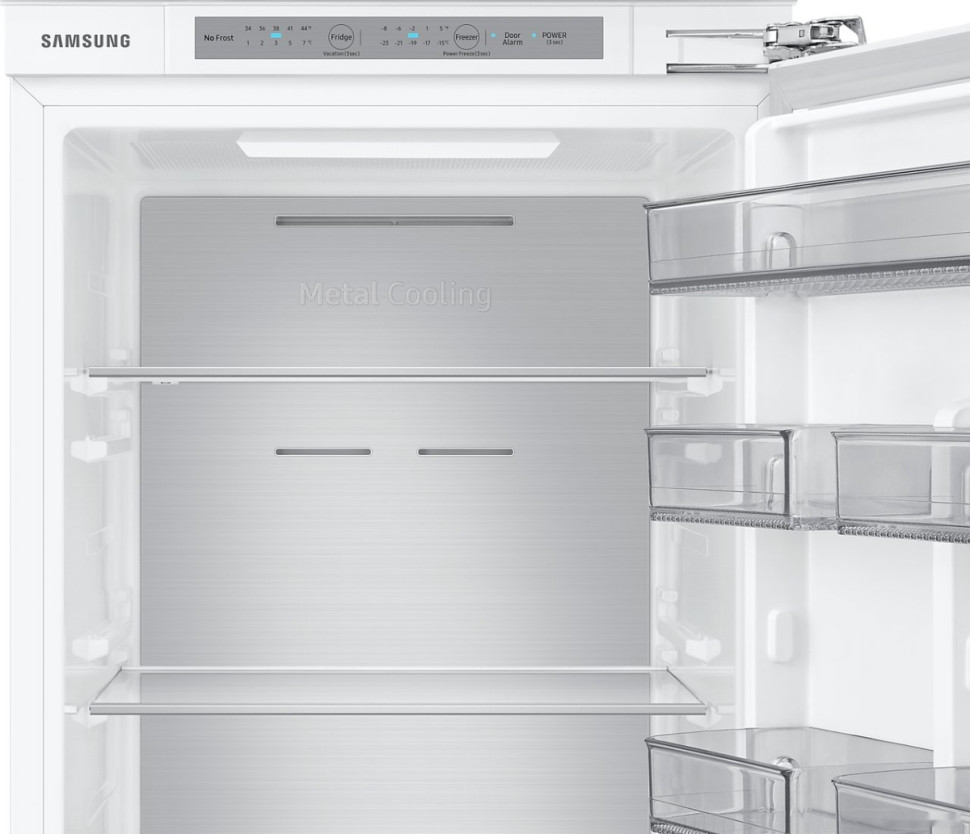 Холодильник Samsung BRB26713EWW/EF