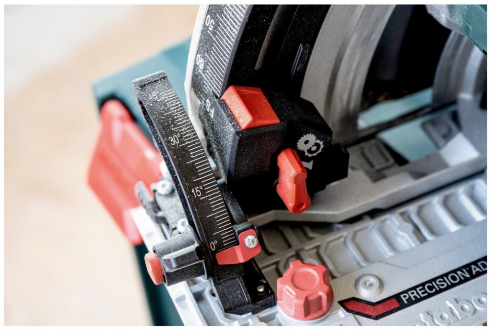 Дисковая (циркулярная) пила Metabo KT 18 LTX 66 BL 691172810 (с 2-мя АКБ)