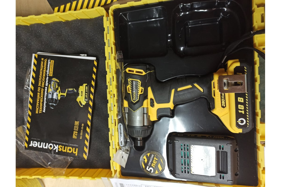 Аккумуляторная дрель-шуруповерт Hanskonner HCD18280H