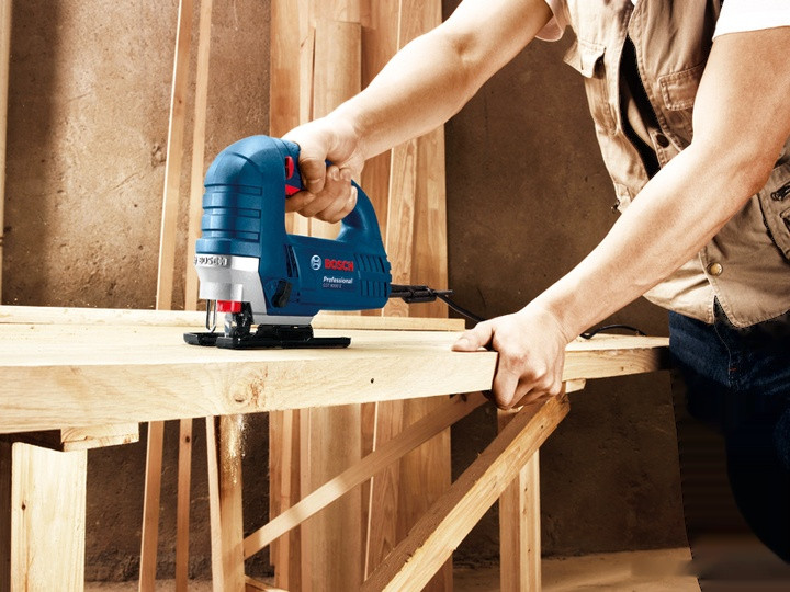 Лобзик Bosch GST 8000 E Professional