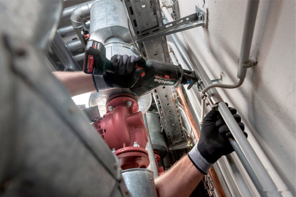 Сабельная пила Metabo Powermax SSE 12 BL (с 2-мя АКБ 2Ah)