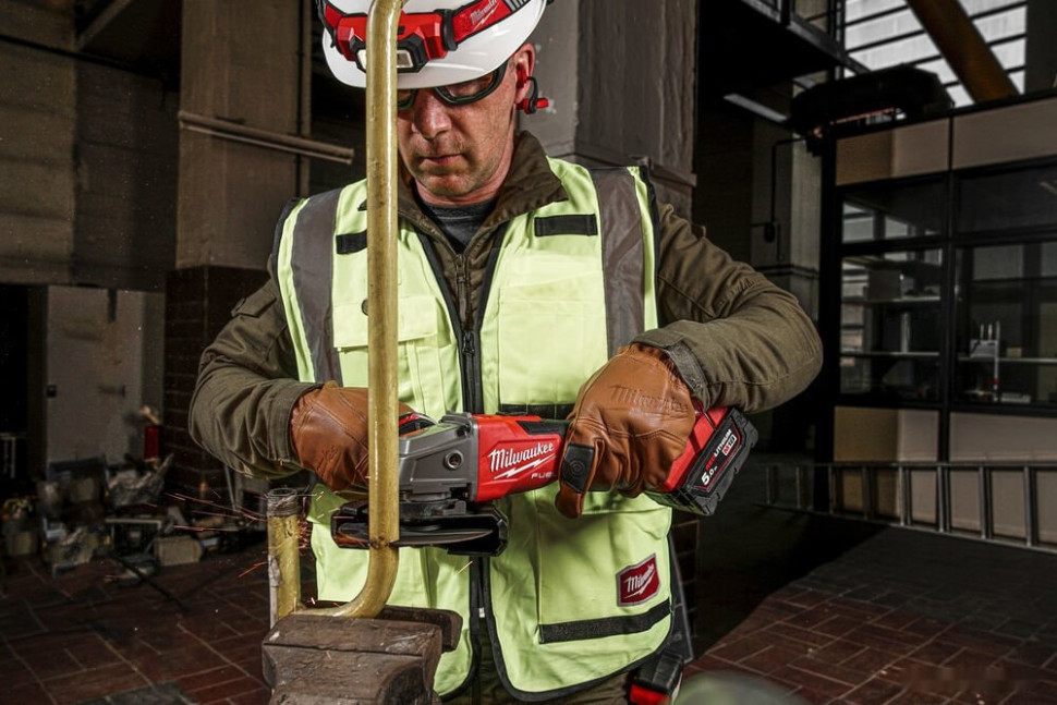 Угловая шлифмашина Milwaukee M18 FSAG125XB-0X Fuel 4933478429 (без АКБ)