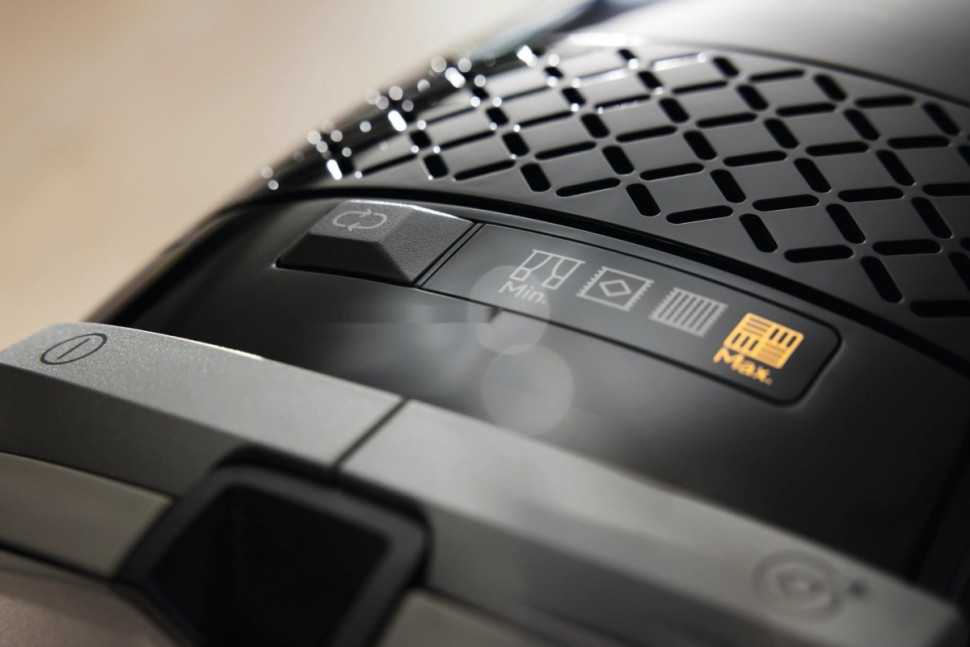 Пылесос Miele Guard M1 Cat & Dog ObsidianBlack