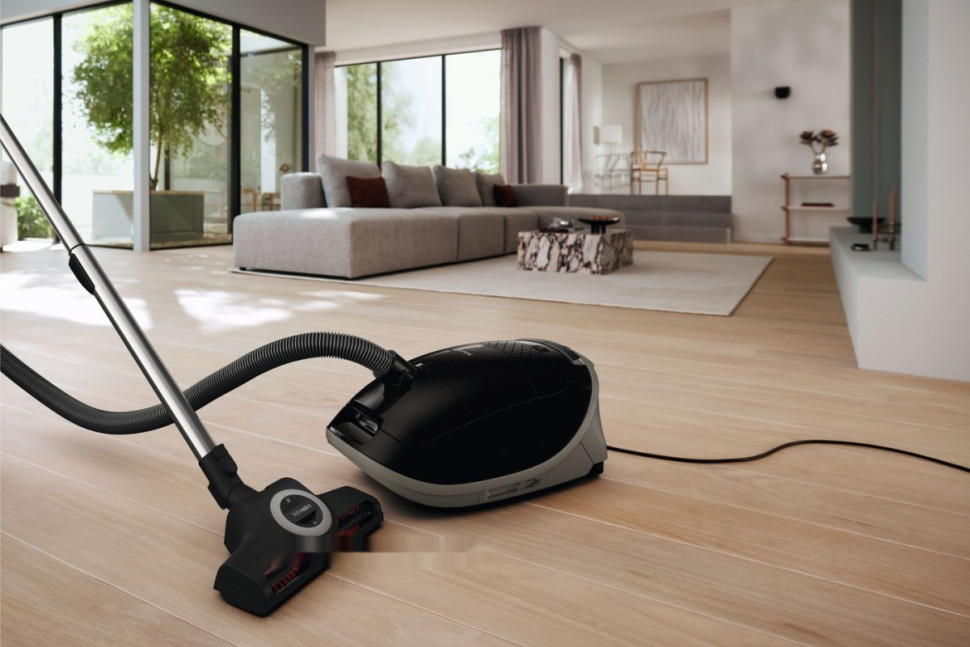 Пылесос Miele Guard M1 Cat & Dog ObsidianBlack