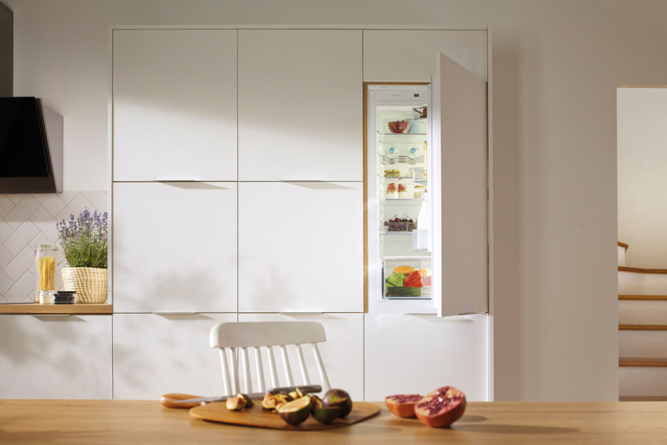 Холодильник с нижней морозильной камерой Gorenje NRKI 2181 E1
